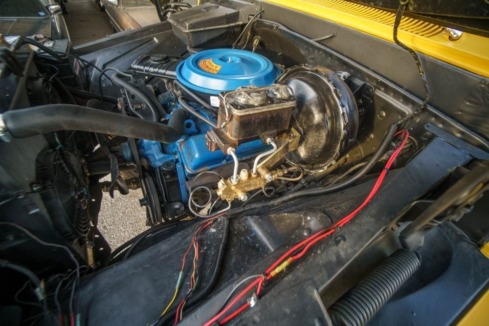 
								1963 GMC K2500 Super Extended Cab full									