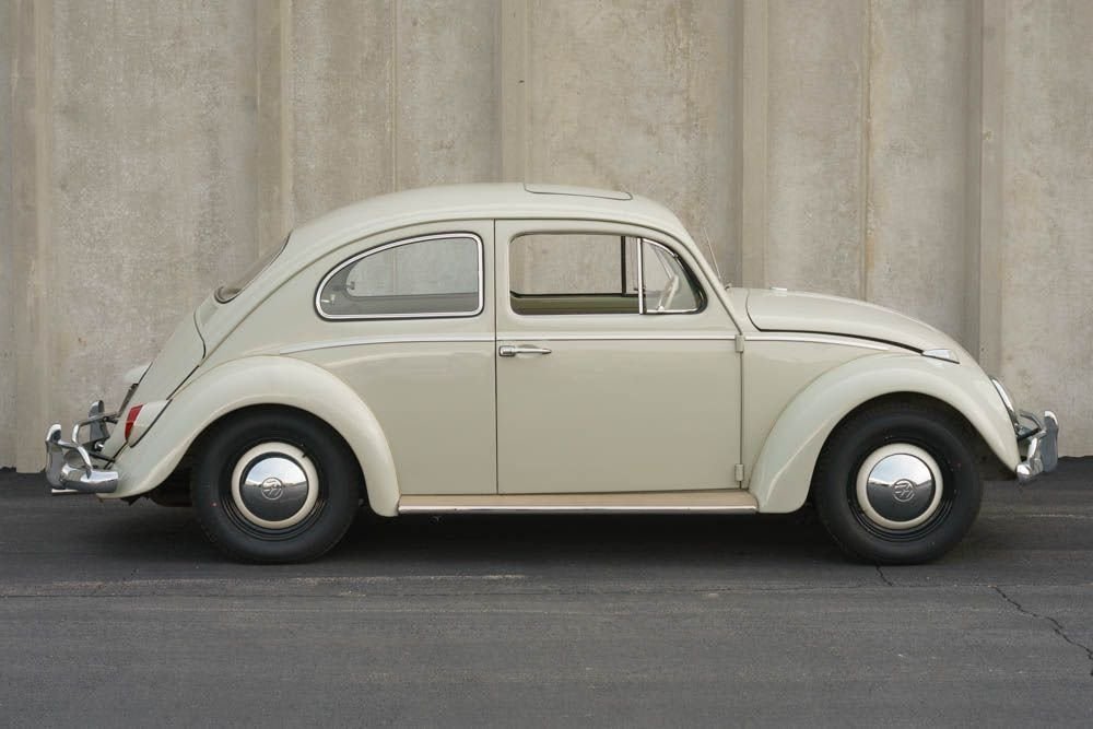 
								1964 Volkswagen Beetle full									