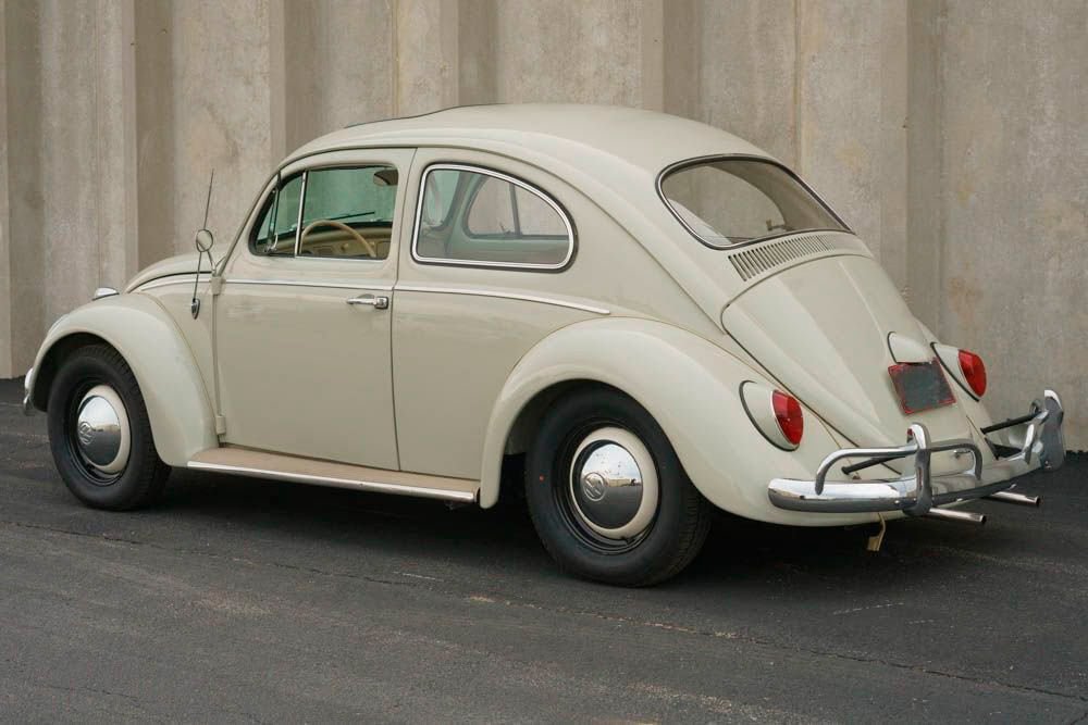 
								1964 Volkswagen Beetle full									