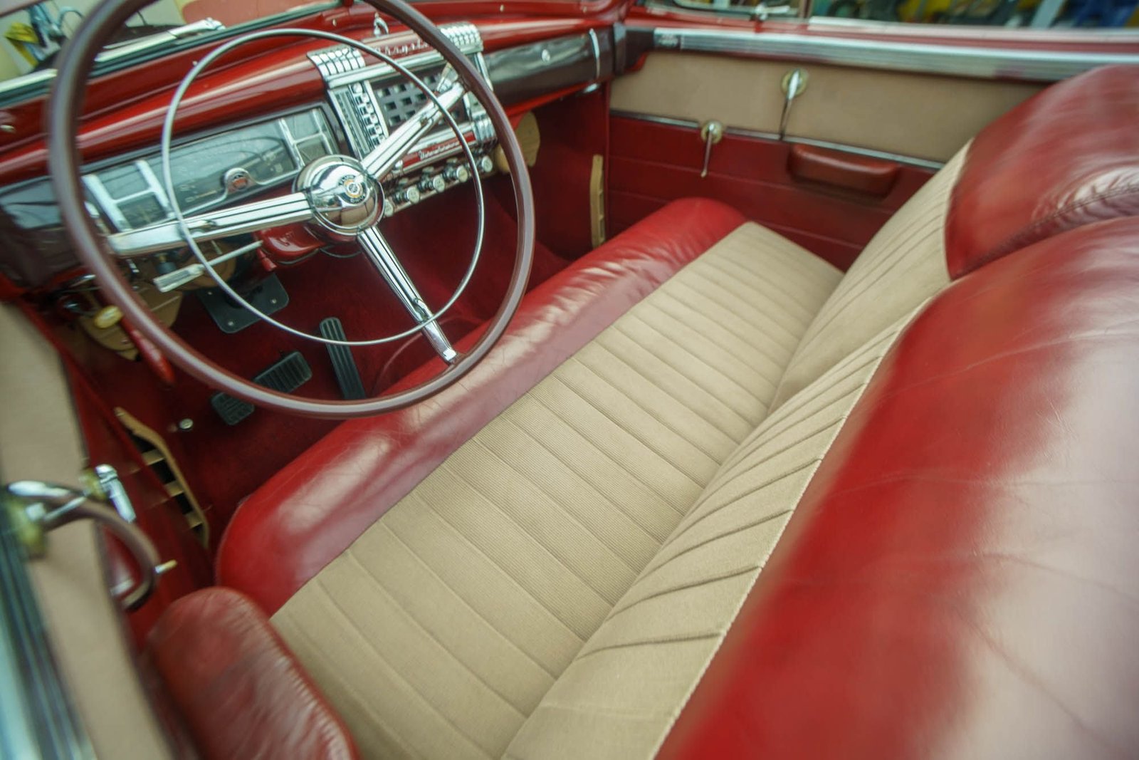 
								1947 Chrysler WindsorConvertible full									