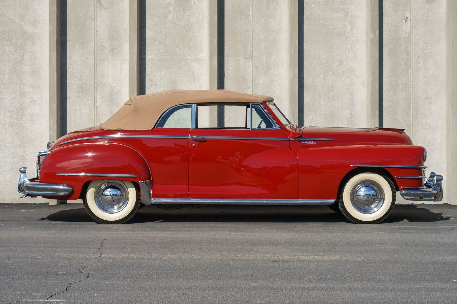 
								1947 Chrysler WindsorConvertible full									