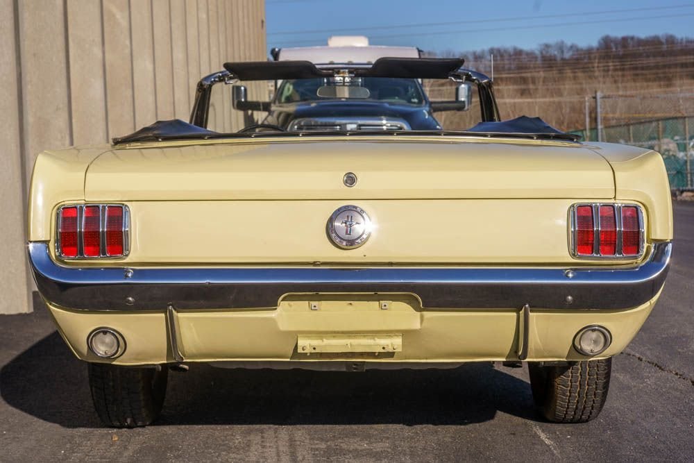 
								1966 Ford Mustang C-Code Convertible full									