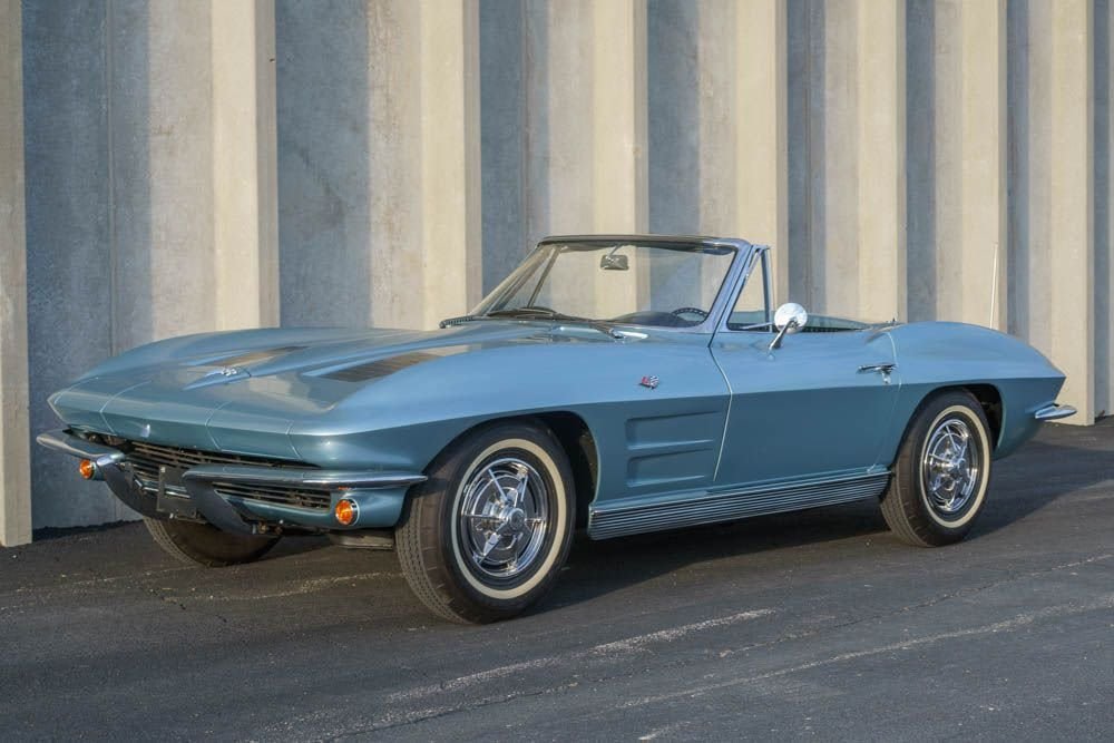 
								1963 Chevrolet Corvette full									