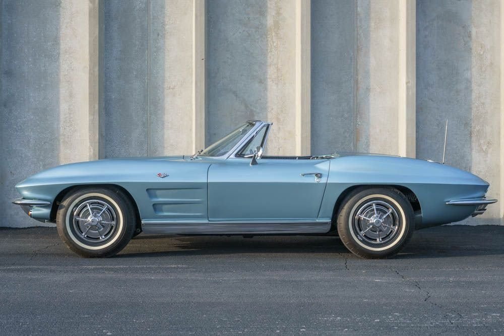 
								1963 Chevrolet Corvette full									