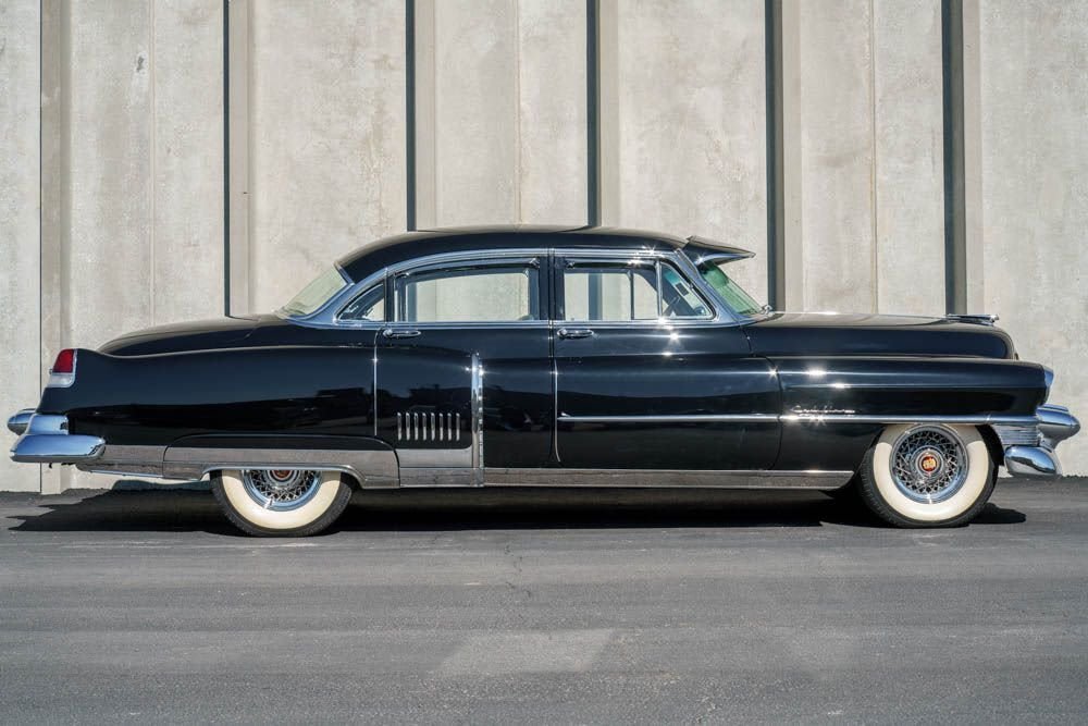 
								1953 Cadillac FleetwoodSixty-Special full									