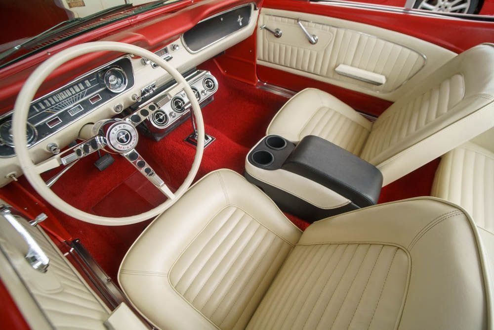 
								1965 Ford Mustang C-Code Convertible full									