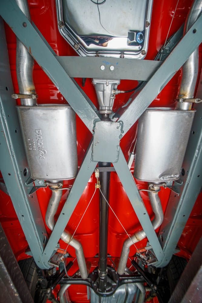 
								1957 Chevrolet Bel Air Convertible full									