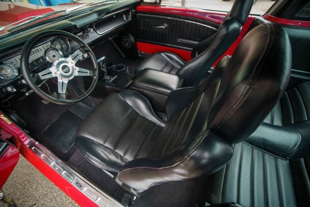 
								1965 Ford Mustang Fastback full									